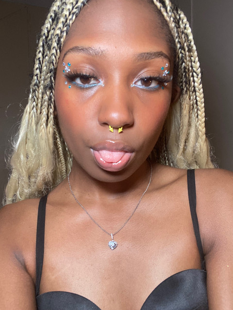 Silver profile picture