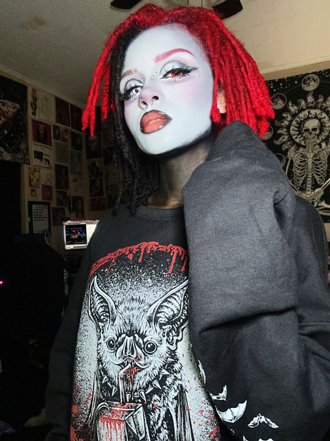 Wensday The Vampire🥀🥃🍯 profile picture