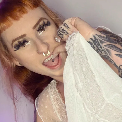 ℙ𝕥𝕚𝕥𝕖 𝕀𝕟𝕜𝕖𝕕 💋 profile picture