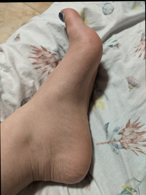 Sexy feet only profile picture