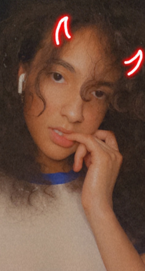 Royal V profile picture