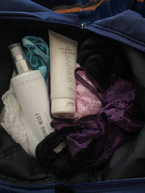 @lovelyrenay nude lovelyrenay nude