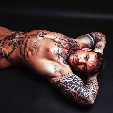 @iamthomaspowell nude iamthomaspowell nude