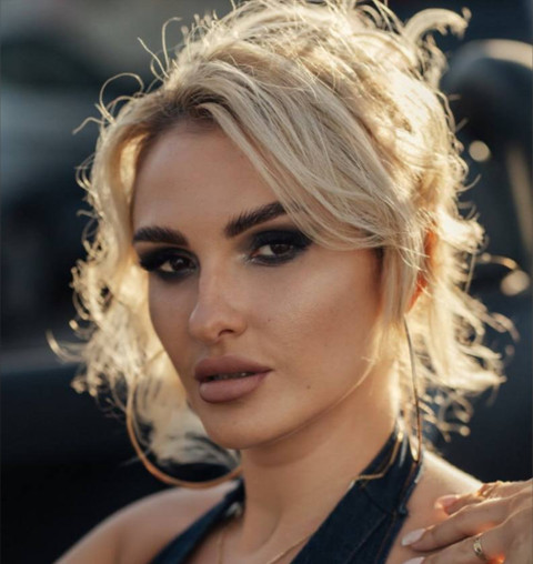 Jennifer 🍓 profile picture