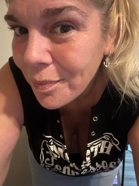 The Glazed Wife profile picture