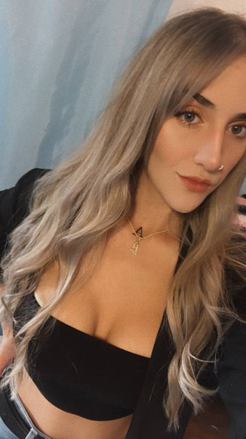 @larubiax18 @larubiax18