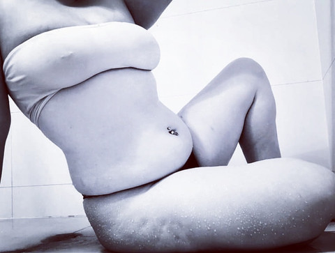 F A N T A S Y profile picture