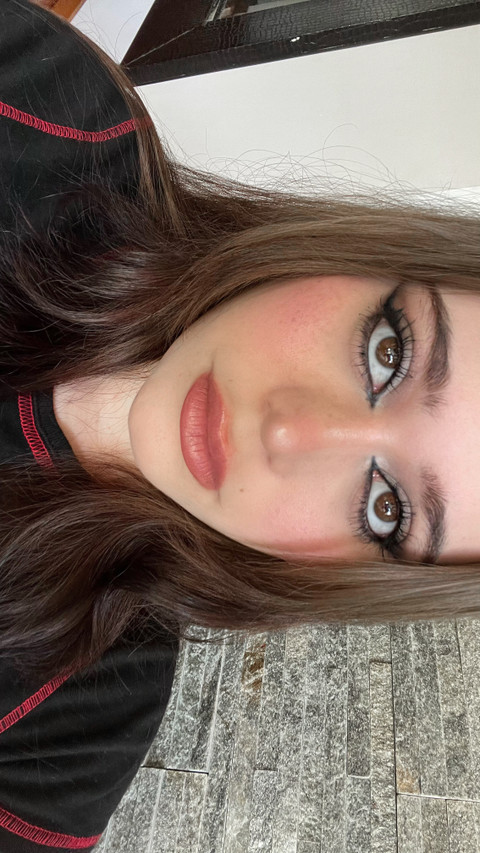 CEREZZA 🍒 profile picture