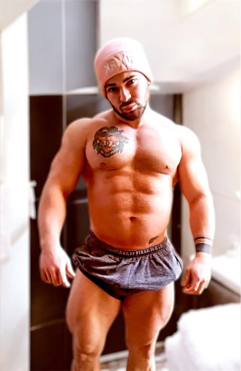 T🅾️R🅾️ 🐂 | Alpha Fitness Lover 💦🔥 profile picture