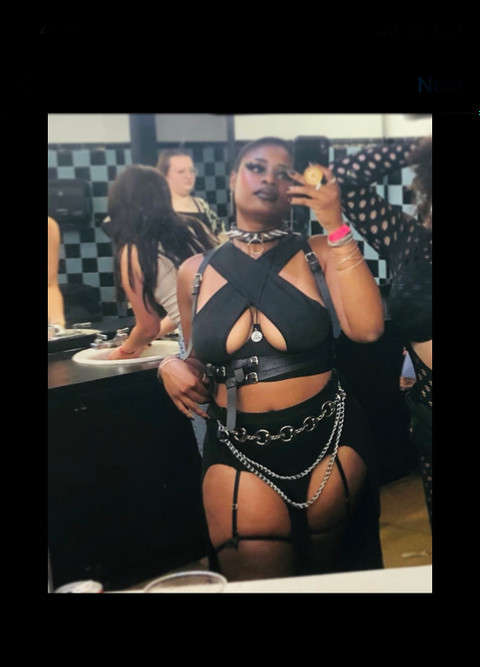 Manic Emo Dreamdoll profile picture