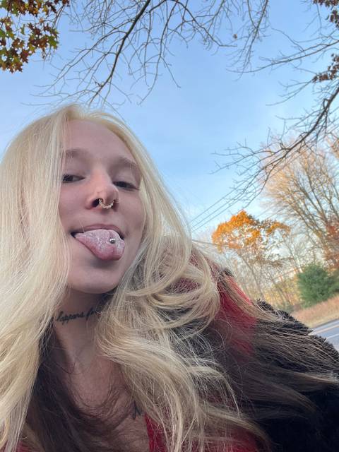 @lyssakatemodel @lyssakatemodel