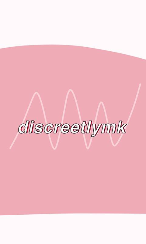 @discreetlymk nude discreetlymk nude