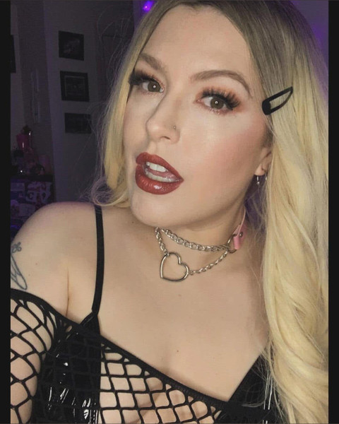 CleverGirl237 profile picture
