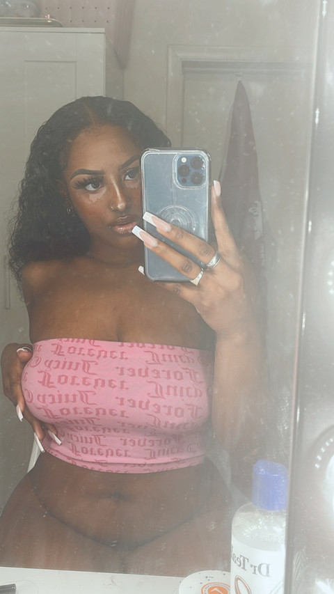 GiGi Benz profile picture