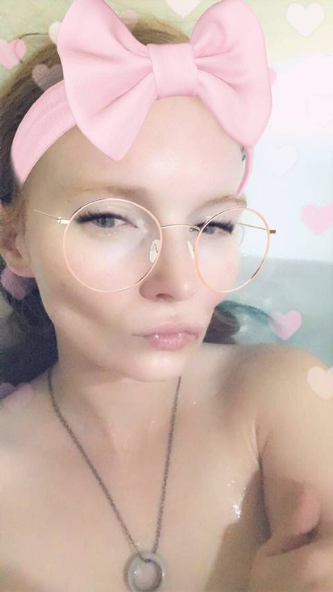 @angelred866904 nude angelred866904 nude