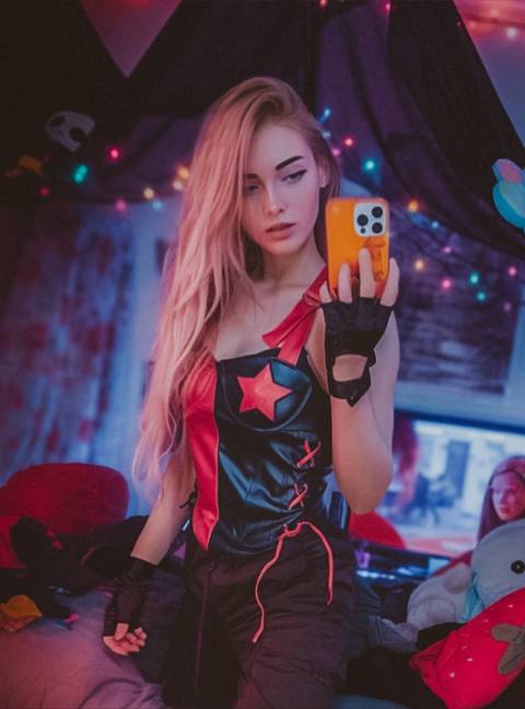 @porcelain_clown @porcelain_clown