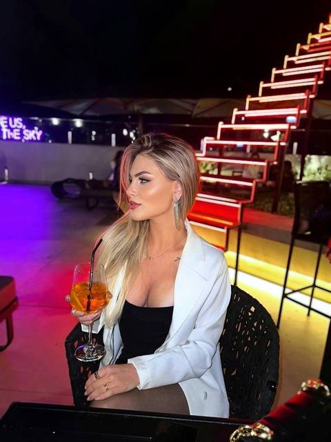 @juliacarinaj @juliacarinaj