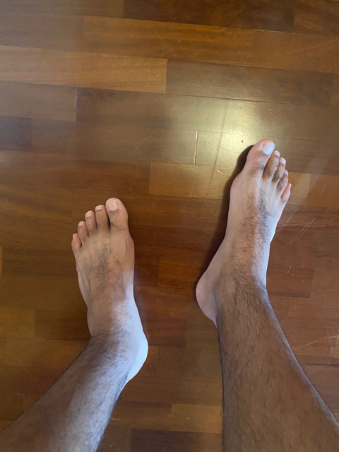 big feet man profile picture