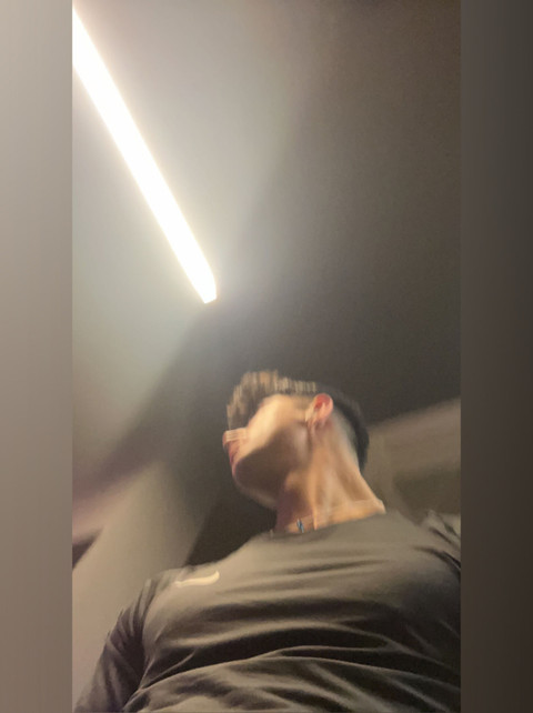 Humans Gay profile picture
