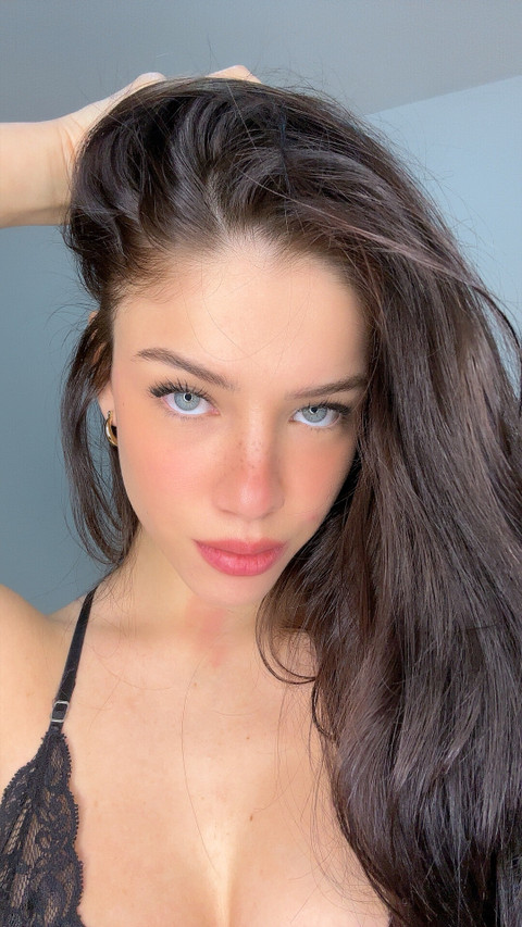 Michelle ๐ profile picture