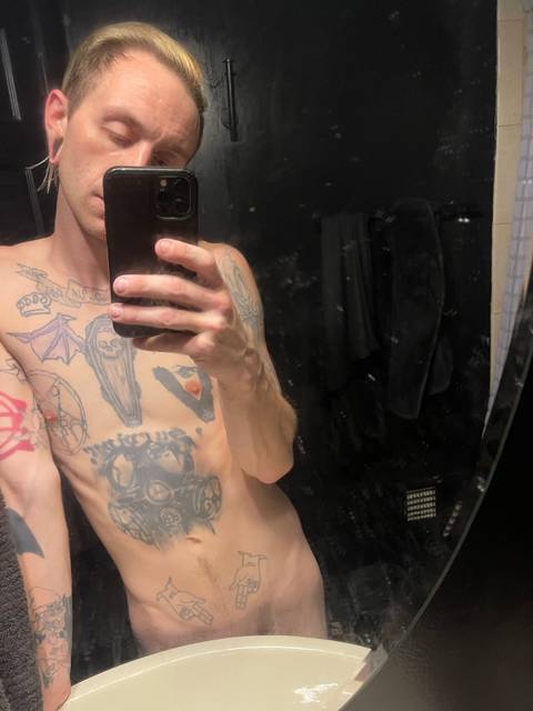 @satanicpankid nude satanicpankid nude