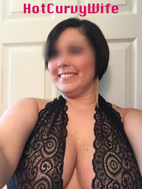 HotCurvyWife profile picture