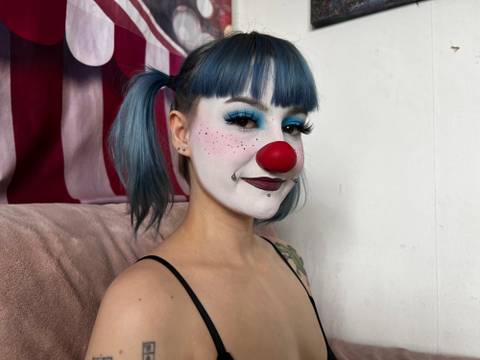 @honksofdespair @honksofdespair