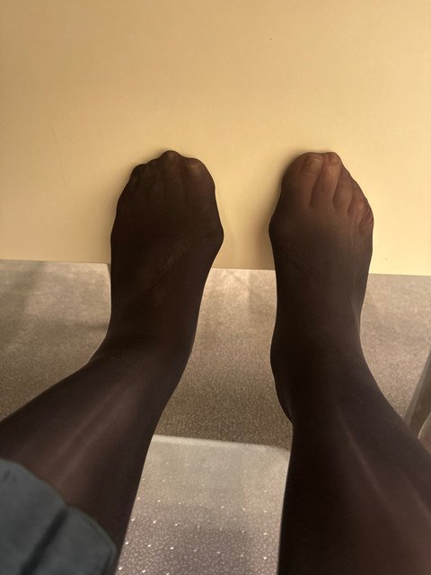 Ugly Chinese feet profile picture