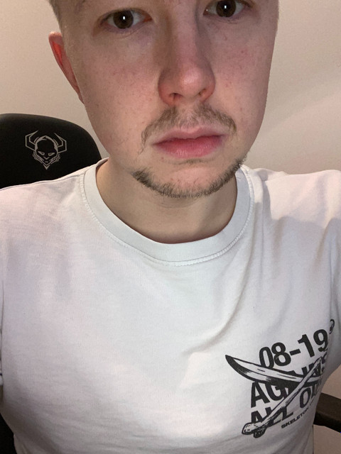 Slave profile picture