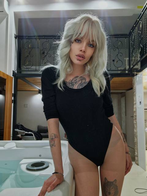 @tattoedgirl1 @tattoedgirl1