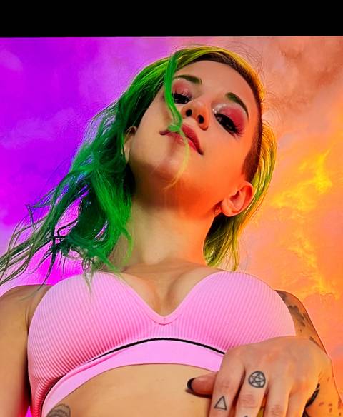 @pizzandpussy @pizzandpussy