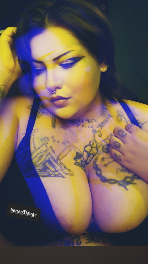 𝖍𝖔𝖓𝖊𝖞✨️𝖘𝖆𝖌𝖊🌿 profile picture