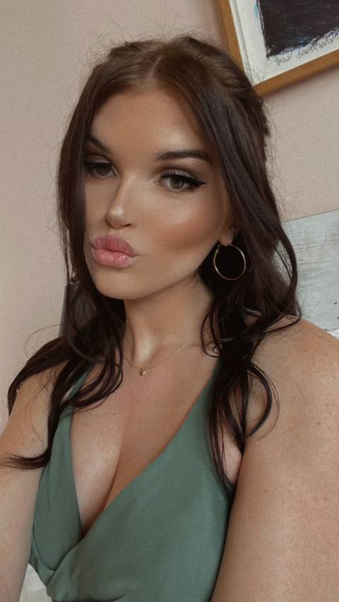 @crystalandkelly @crystalandkelly