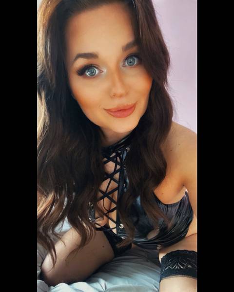 @kinkykate69x @kinkykate69x