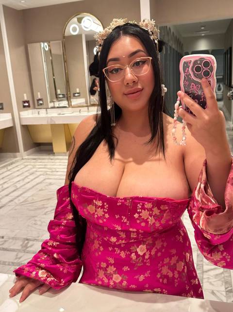 @creamyxbunny @creamyxbunny