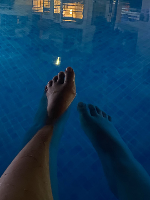Flirtyfeet profile picture
