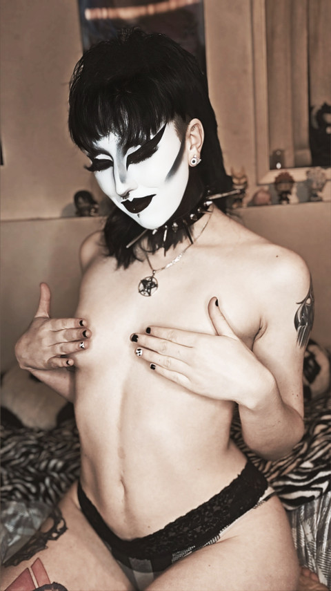 MySoftGoth profile picture