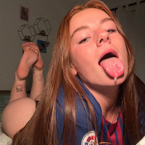 Lena ๐ Petite Brunette profile picture