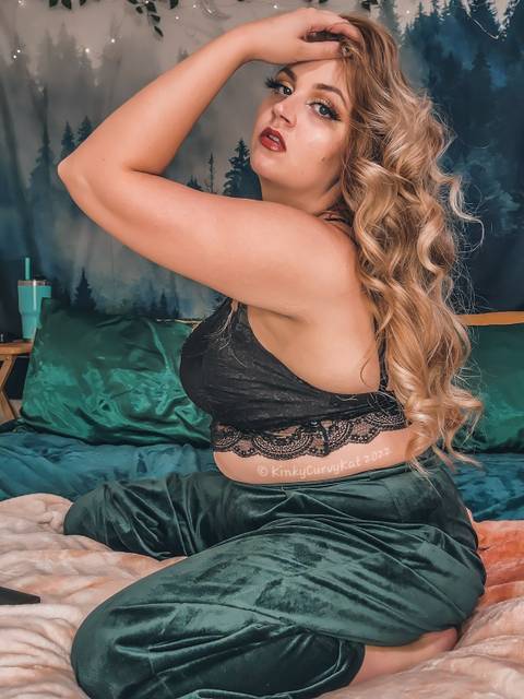 @kinkycurvykat @kinkycurvykat