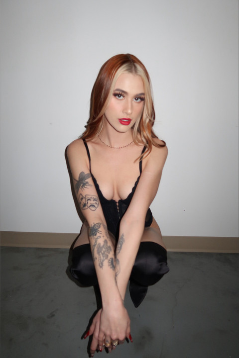 ame - FREE profile picture