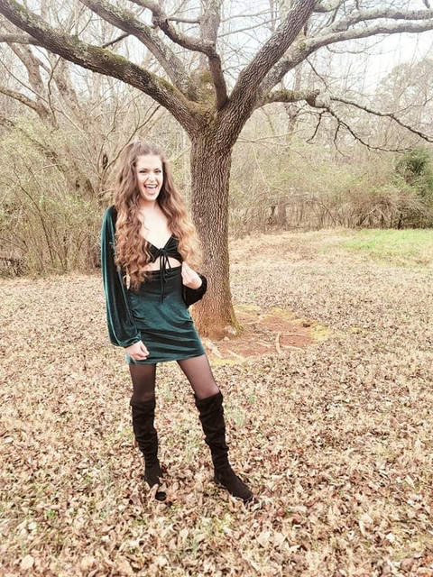 Summer profile picture