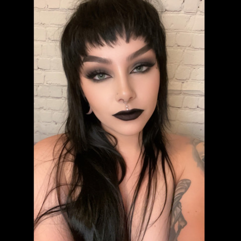 Porcelain profile picture