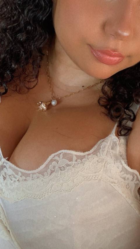 Bunny🫶🏽| foot fetishists' lover🤭 profile picture