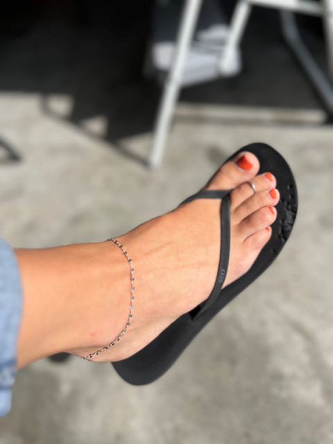 Toes n Does profile picture