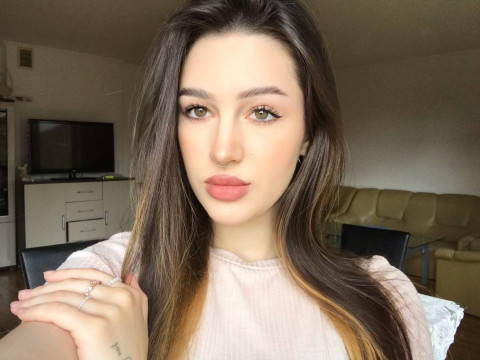 DivineDoll profile picture