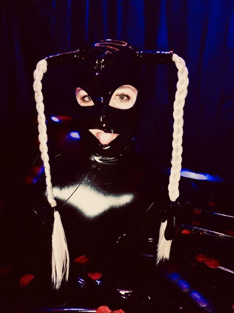 Ginatex profile picture