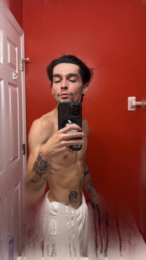 @str8whiteboy21 @str8whiteboy21