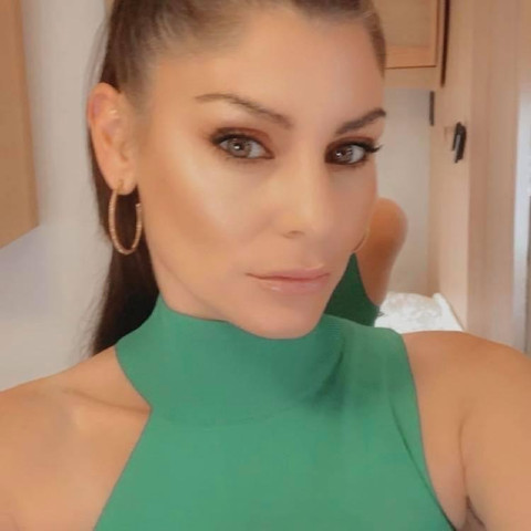 Debbie profile picture