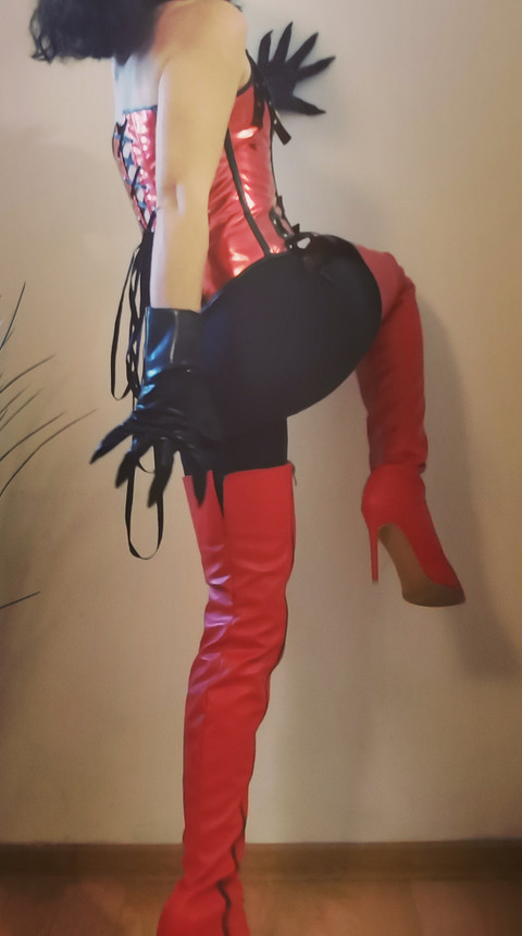 Mistress Natasha 👑 profile picture