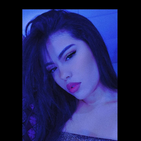 Nicoll_Poca01🦉👑 profile picture